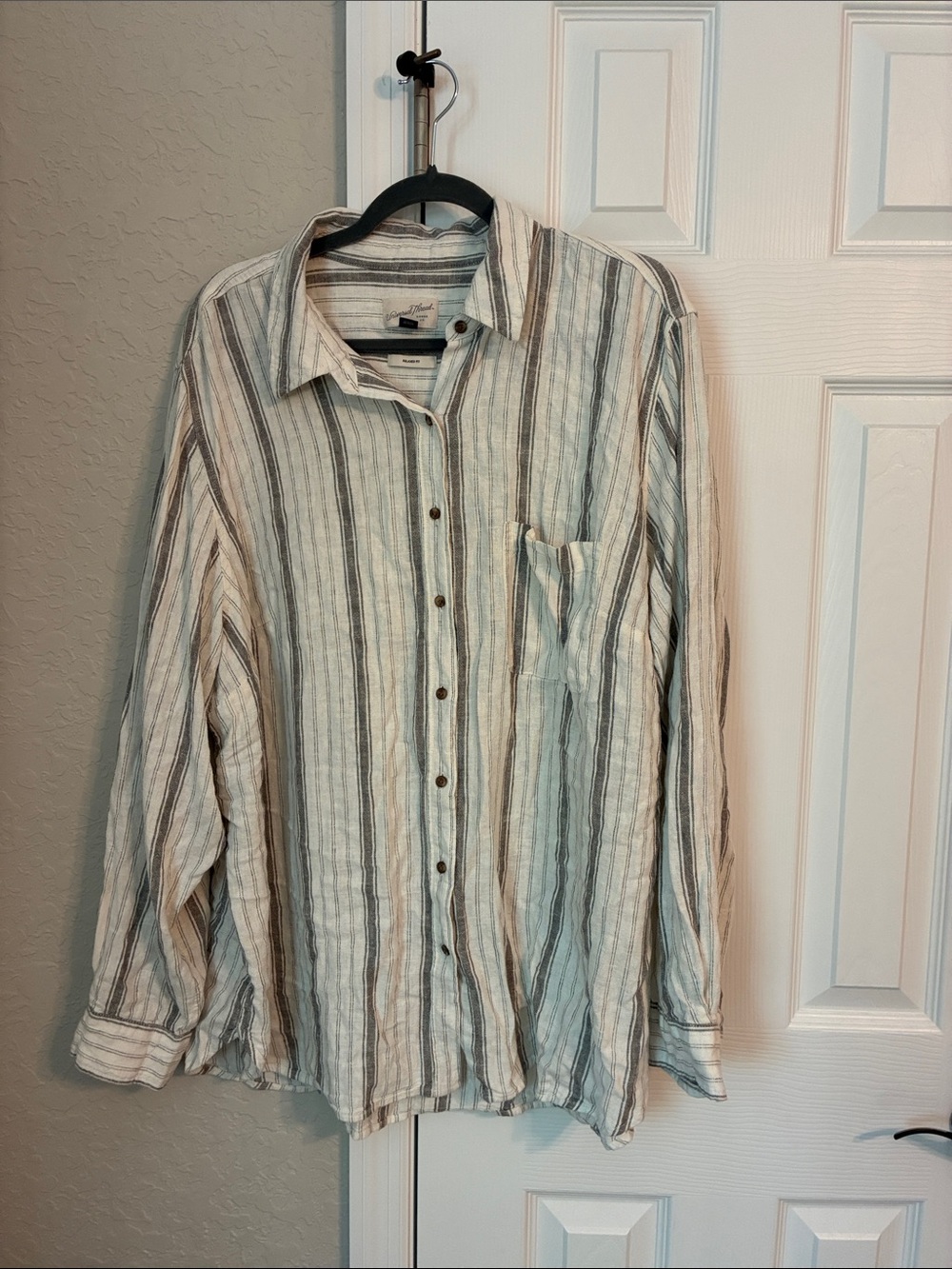 Universal Thread Women's Lightweight Striped Button-Down Shirt in Cream and Gray